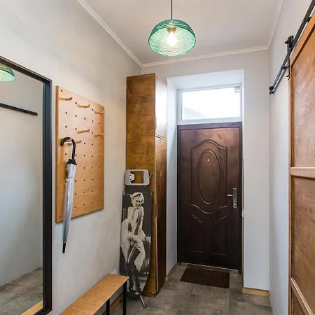 Modern Apartment On Lemkivska إلفيف المظهر الخارجي الصورة